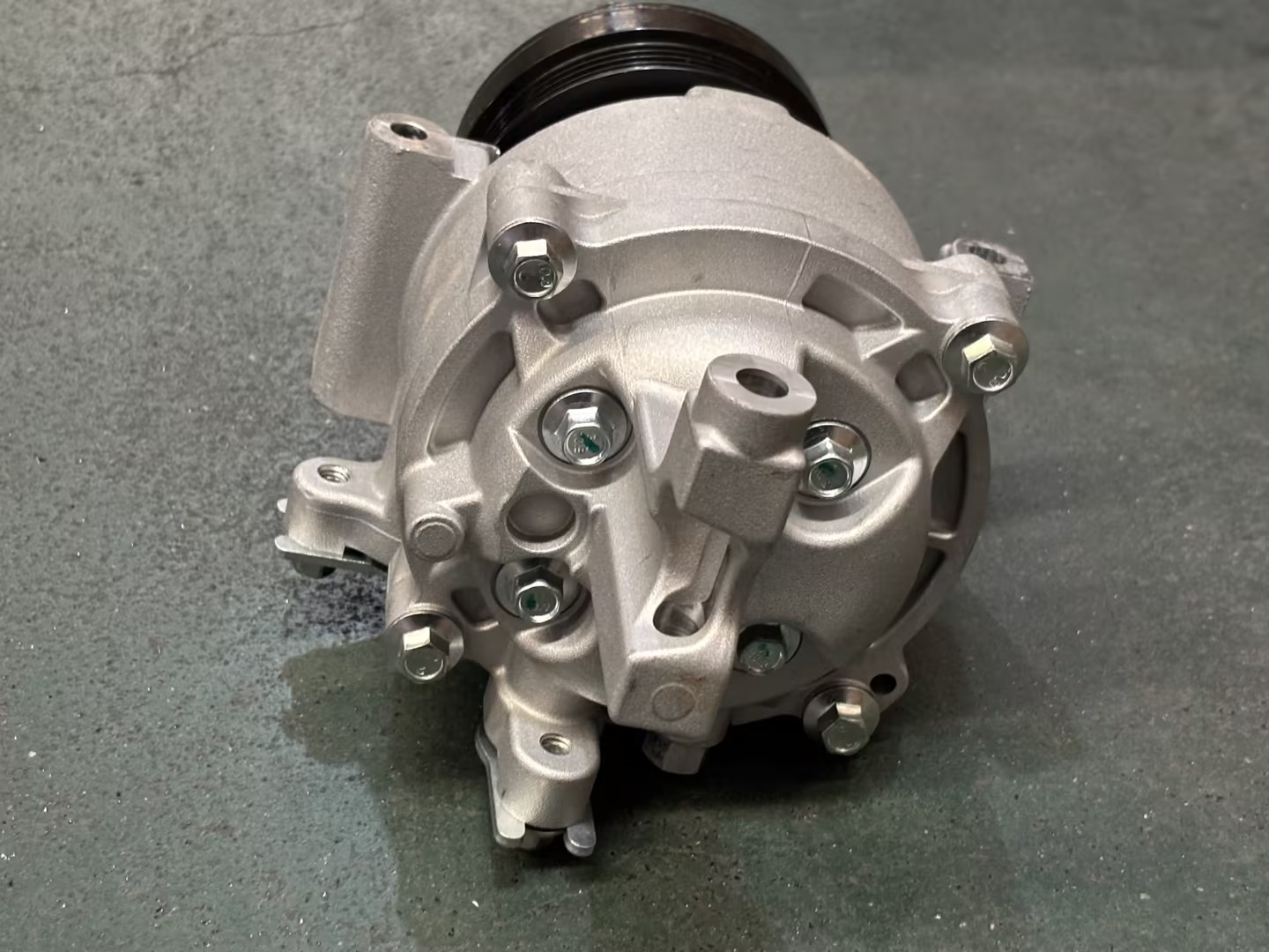 High-Efficiency 6PK 12V Scroll Compressor for BYD