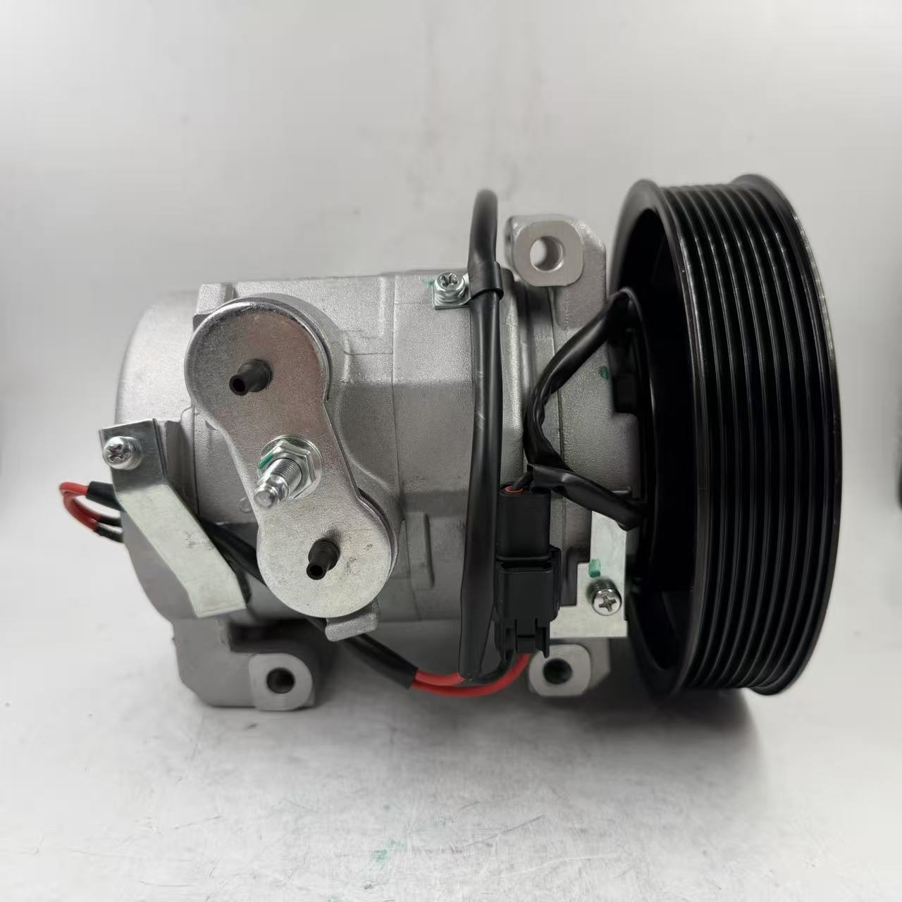 Direct Fit 10S15C Piston Compressor for Freightliner