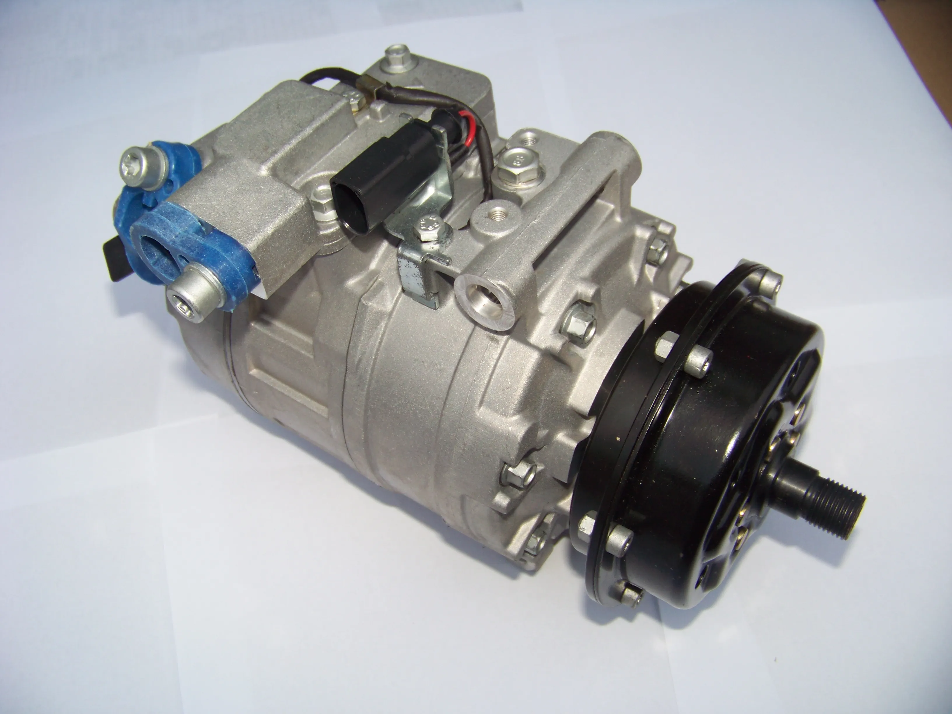 Premium 7SEU17C Piston Compressor for Volkswagen