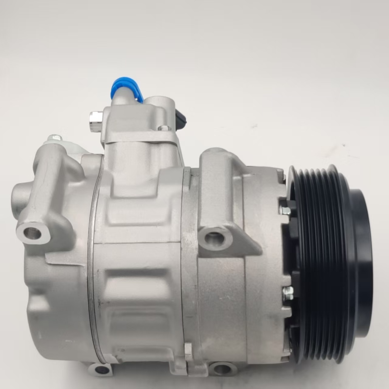 Durable 7SEU17C Piston Compressor for Toyota