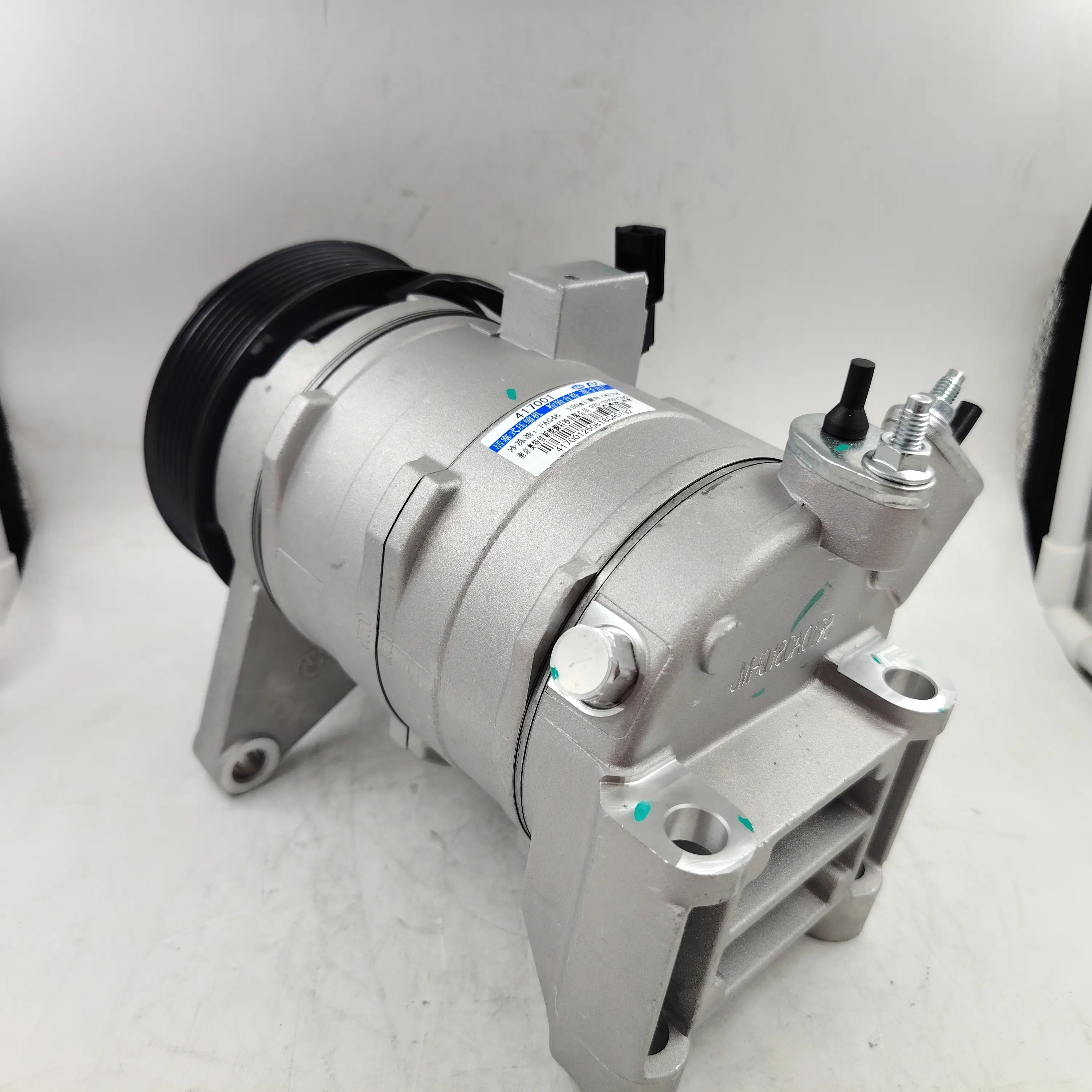 Performance DKS17 Piston Compressor for Nissan