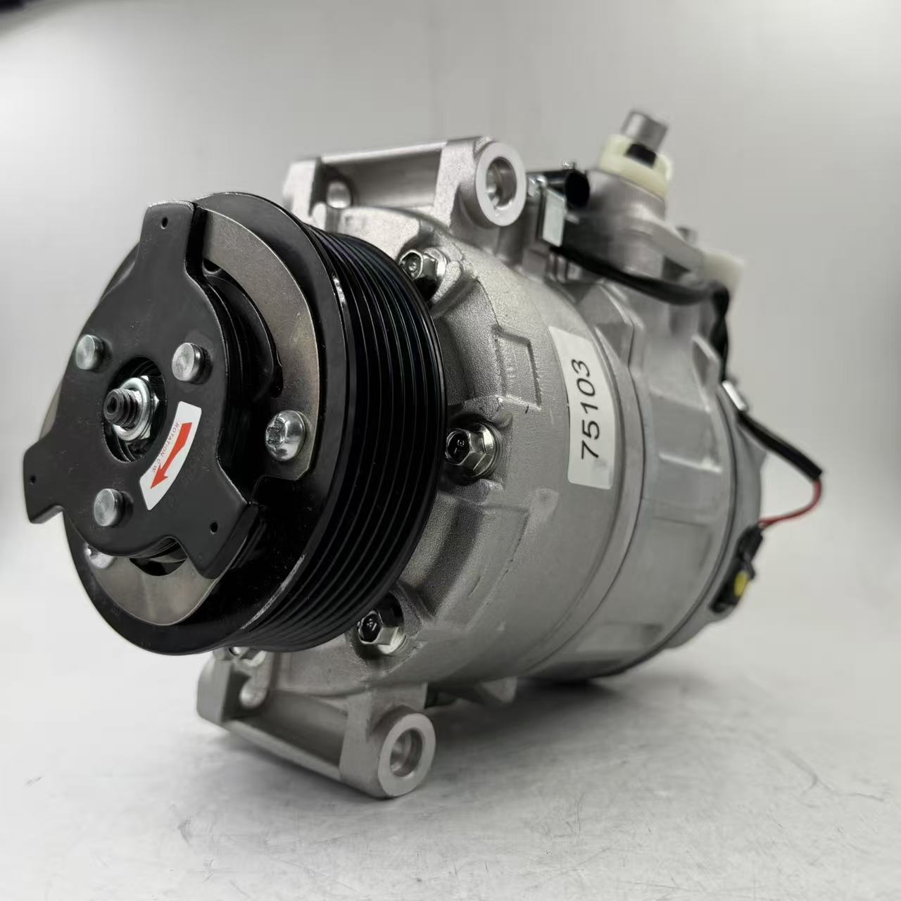 Premium 7SEU17C Piston Compressor for Mercedes-Benz
